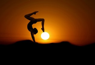 YOGA DYNAMIQUE Alexandra Portail Hygiène2Vie Naturopathe