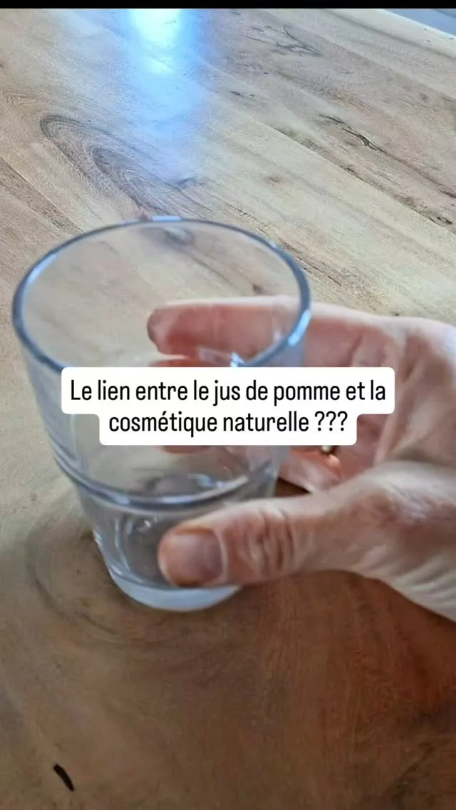 Vous pensez que tous les produits "bio et naturels" se valent ? 
💥 Regardez la concentration ! 
🍎 Dans ce Reel, je compare un jus de pomme très dilué (comme les produits du commerce, même bio) à un jus très concentré (comme les produits RINGANA). 
Ne vous fiez pas seulement aux étiquettes "bio" ou "naturel" ! 🧐 
La vraie efficacité se trouve dans la concentration des principes actifs ! 🌿 
C'est ce que je vous montre avec cette comparaison de jus de pomme : un verre dilué et un verre ultra-concentré. C'est ça, la puissance des produits RINGANA ! 
La qualité, pas la quantité. 😉
Lequel préférez-vous pour votre corps ? La qualité, c'est la concentration. ✨
#RINGANA #cosmetiques #soinsduvisage #ProduitsNaturels #problemedepeau #skincarenaturelle #cosmétiquenaturelle  #SoinBio #AstuceSanté #mlmfrance  #moinsmaismieux #minimalisme #routineminimaliste