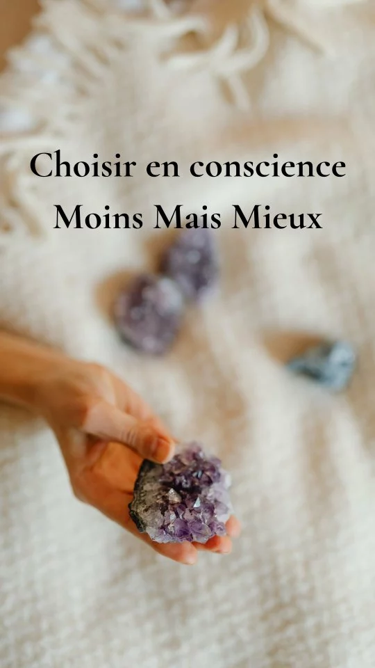 Aujourd'hui j’ai pris un peu de temps à prendre des nouvelles de mes clientes pour m’enrichir de leurs avis et retours sur certains des soins pour lesquels elles ont craqués. 
Aujourd'hui, c’est Laure qui me faisait des vocaux suite à son utilisation du baume pour les pieds, dentifrice et huile de bain de bouche antibacterienne.
Rien de mieux que vos retours pour en parler ❤️
Merci d'être là 🙏
#soinsnaturels #témoignage #Ringana #soindesoi #peauseche #baindebouche #soinsdentaire